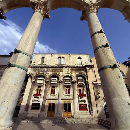 Boticelle * Split